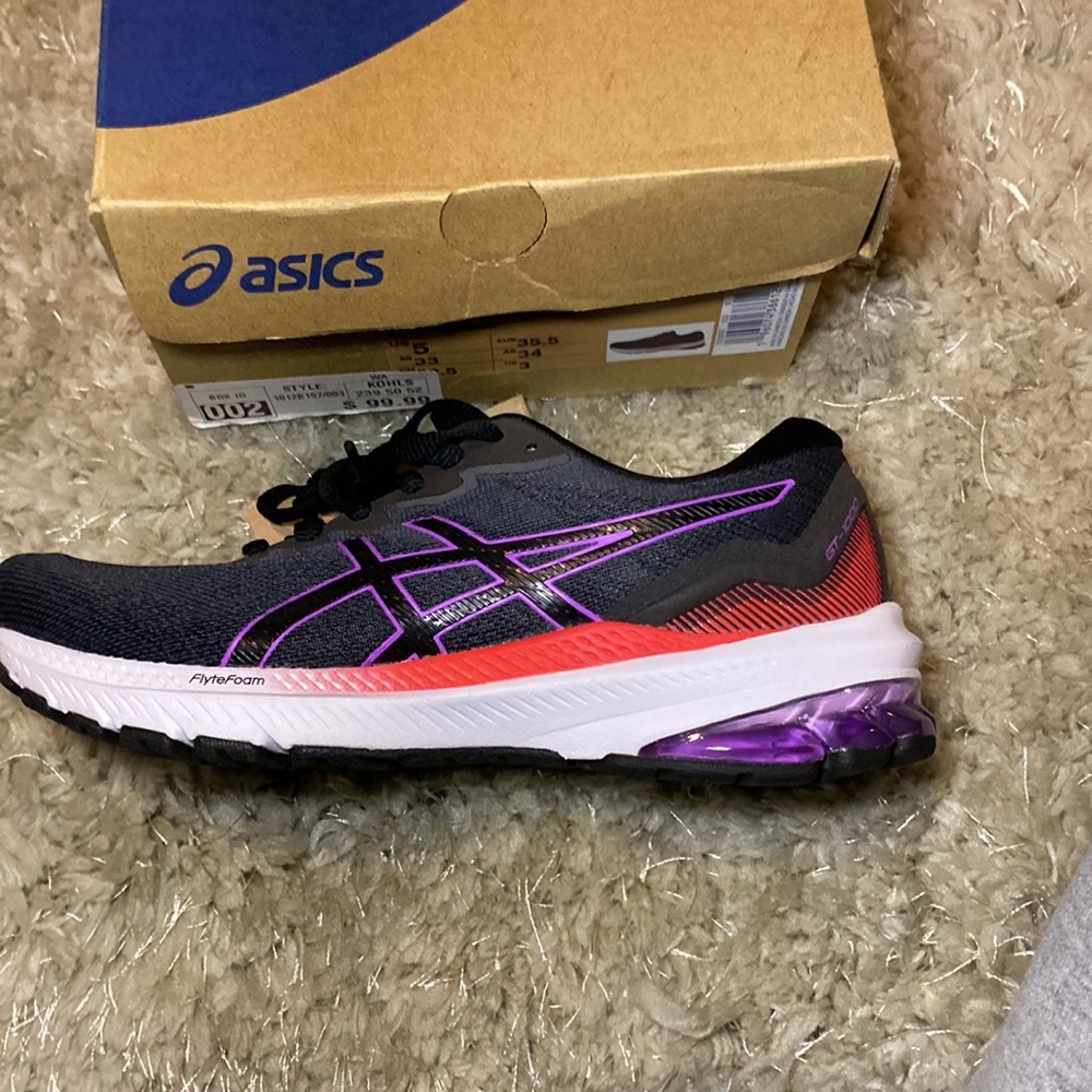 Asics - Picture 5 of 5